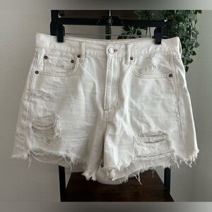 Women's‎ American Eagle 90s boyfriend shorts— size 12.